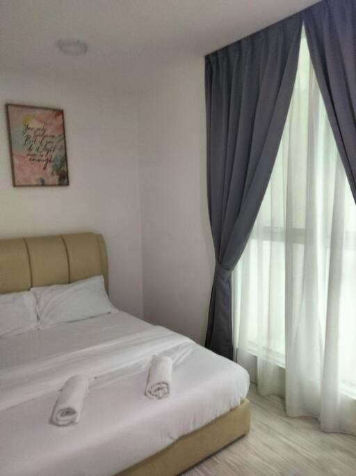 Apartment Em Sutera Avenue *